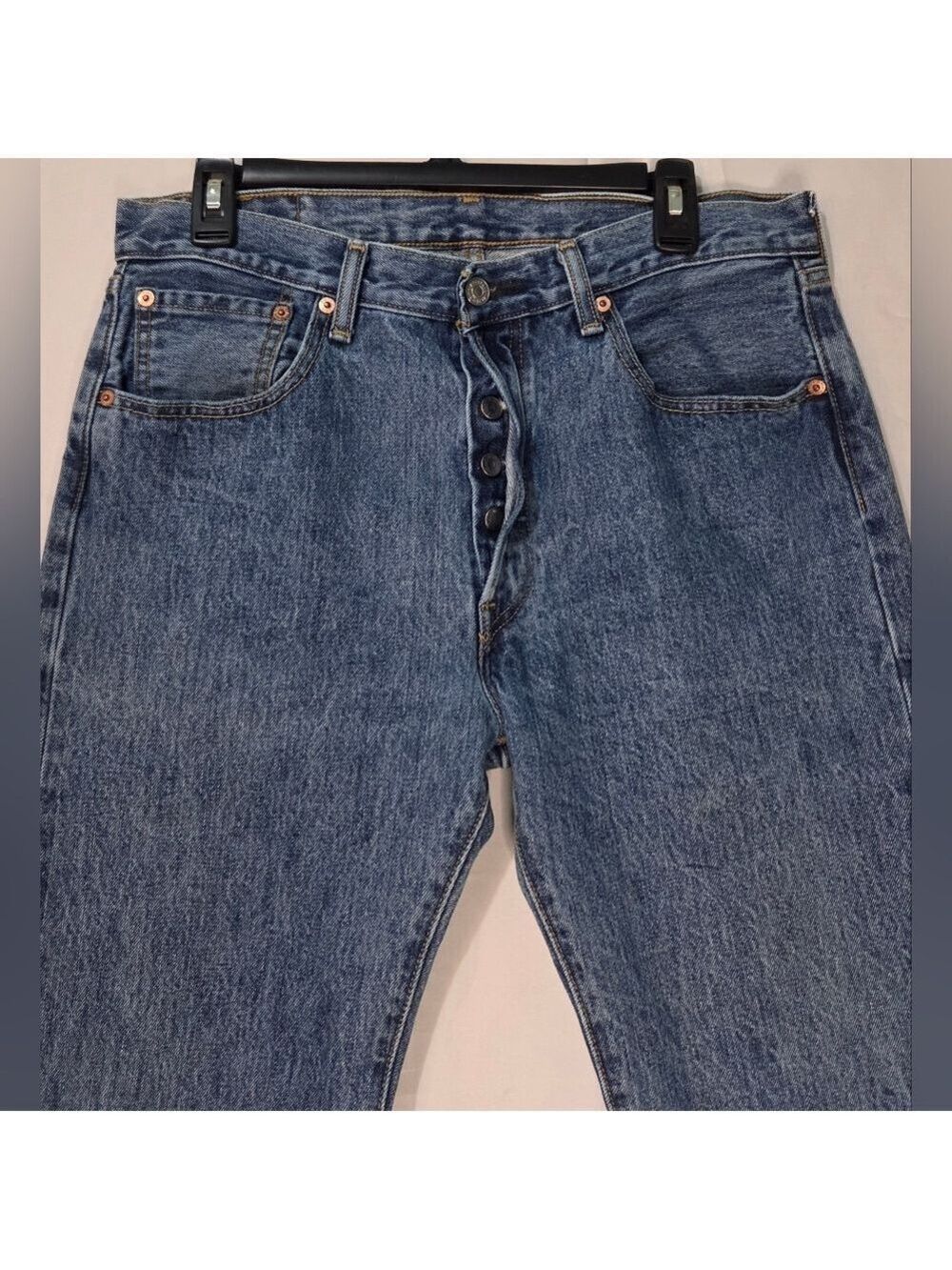 Levi’s 501 Classic Button Fly Straight-Leg Jeans 33 X 30